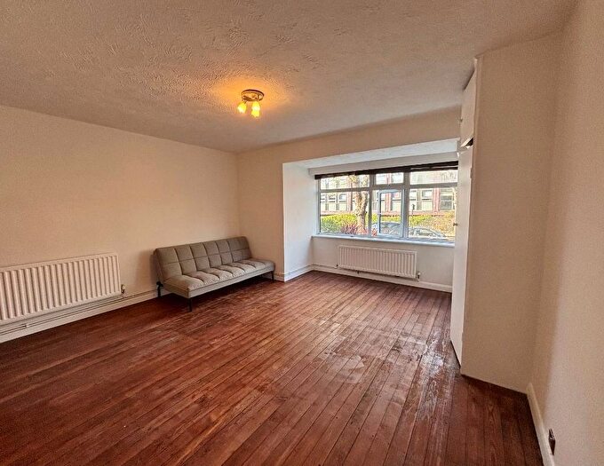 Studio To Rent In Belvedere, Dyke Road, Hove, BN1