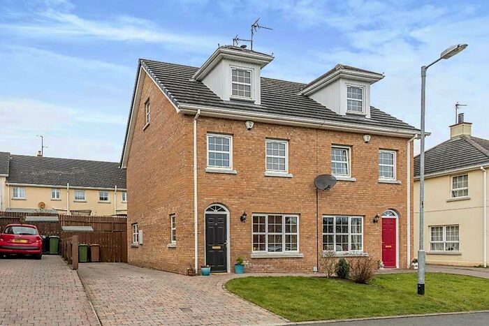 3 Bedroom Semi-Detached House For Sale In Milebush Manor, Dromore, BT25