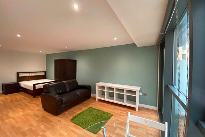 Studio To Rent In , West One Cube, City Centre, S1
