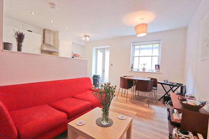 1 Bedroom Flat To Rent In Paul Street, Bristol, BS2