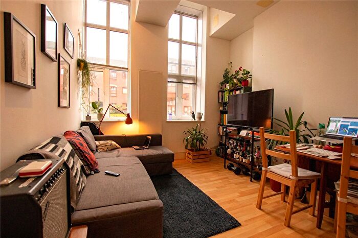 1 Bedroom Flat To Rent In Bernhard Baron House, Henriques Street, London, E1