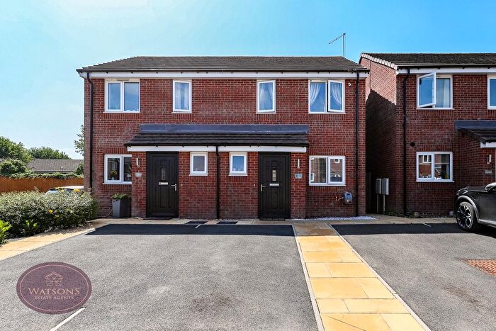 2 Bedroom Semi-Detached House For Sale In Saxelby Close, Riddings, Alfreton, DE55