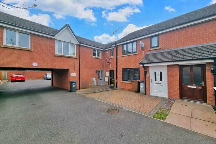 2 Bedroom Flat To Rent In Whitegate Grove, Stoke-on-trent, ST3