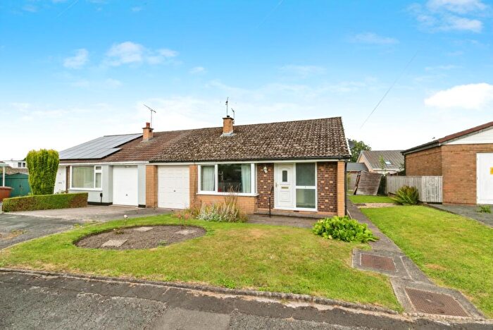 3 Bedroom Bungalow For Sale In Hazel Close, Bamber Bridge, Preston, Lancashire, PR5