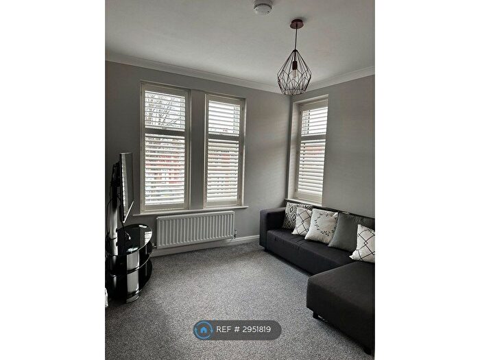 1 Bedroom Flat To Rent In Ashton-On-Ribble, Preston, PR2