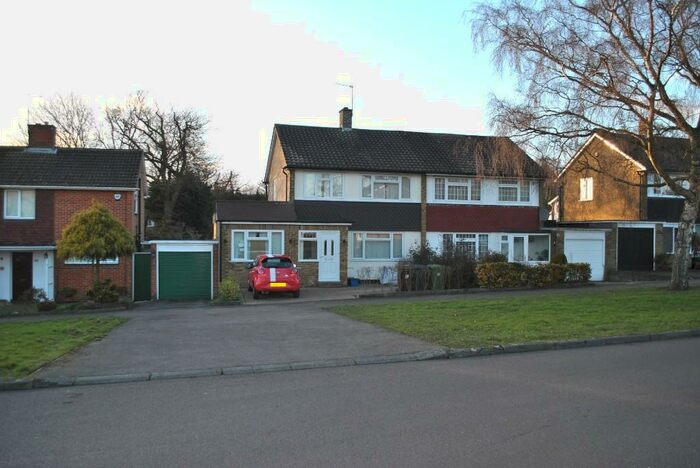 4 Bedroom Semi-Detached House To Rent In Torrington Drive, Potters Bar, Hertfordshire, EN6
