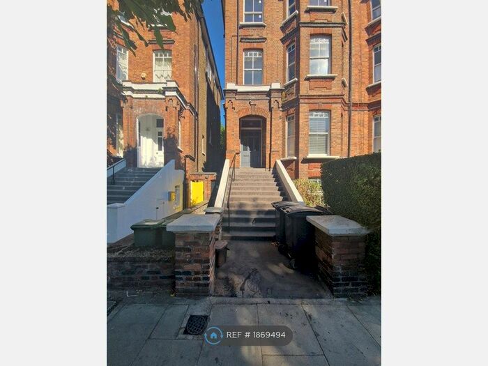 2 Bedroom Flat To Rent In Adamson Road, London, NW3