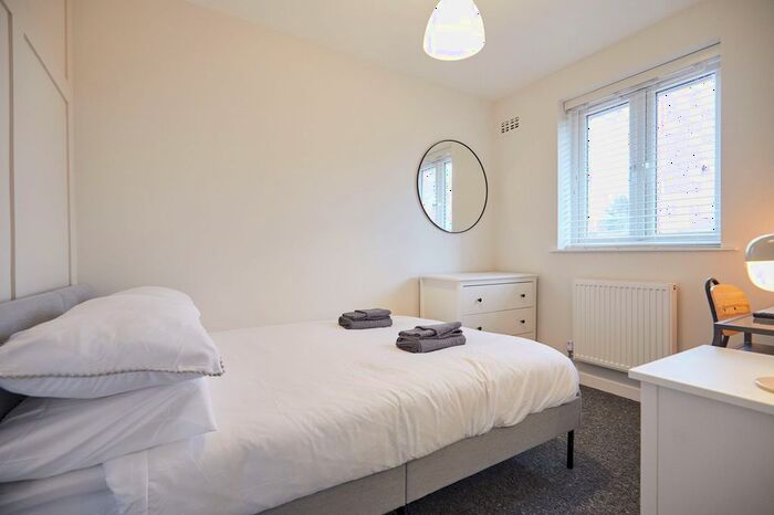 6 Bedroom Semi-Detached House To Rent In Sumpter Road, Norwich, NR4