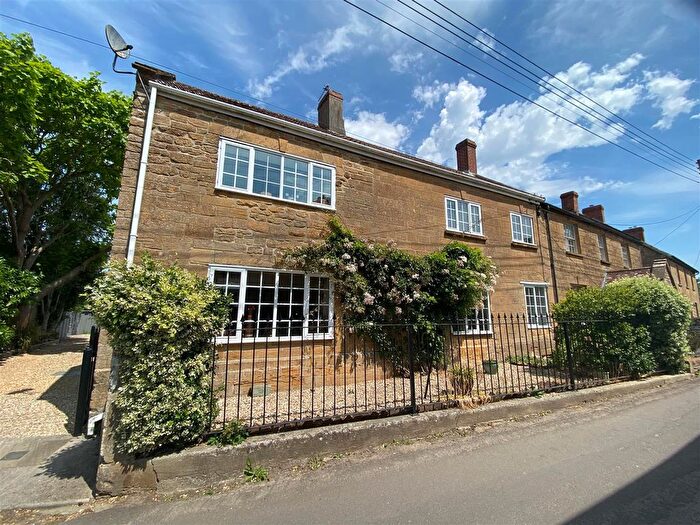 4 Bedroom Semi-Detached House For Sale In Blind Lane, Bower Hinton, Martock, TA12