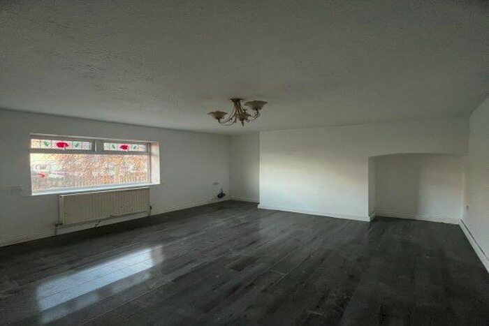 3 Bedroom Property To Rent In Carnarvon Street, Sutton-In-Ashfield, NG17