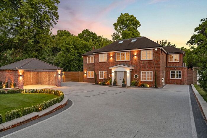 5 Bedroom Detached House To Rent In Randolph Close, Stoke D'abernon, Cobham, Surrey, KT11