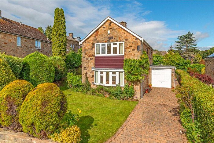 3 Bedroom Detached House For Sale In Croft Rise, Menston, Ilkley, West Yorkshire, LS29