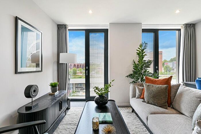 2 Bedroom Apartment To Rent In The Interchange, Daw Bank, Stockport, Greater Manchester, SK3