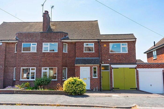 4 Bedroom Semi-Detached House To Rent In Park Crescent, Oadby, Leicester, LE2