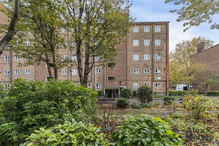 1 Bedroom Flat For Sale In Pynfold Estate, Bermondsey, SE16