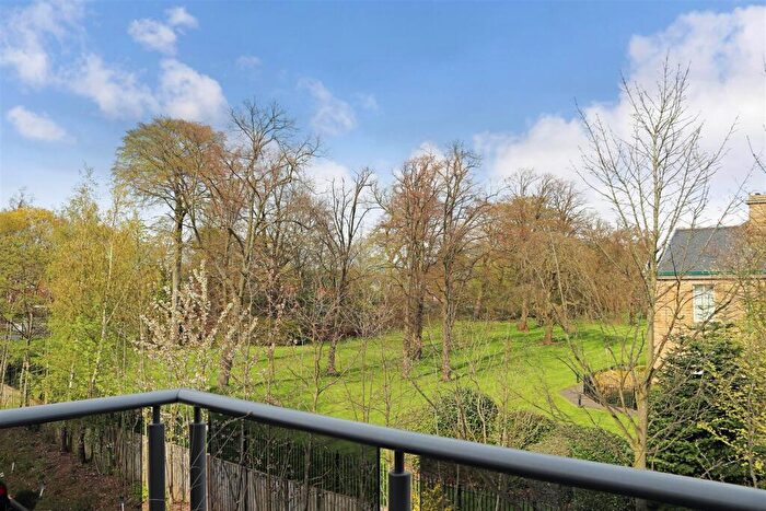 1 Bedroom Apartment For Sale In Thackrah Court, Squirrel Way, Shadwell, Leeds, LS17