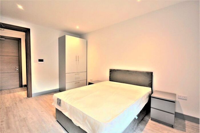 Studio To Rent In Colindale Avenue, London, NW9