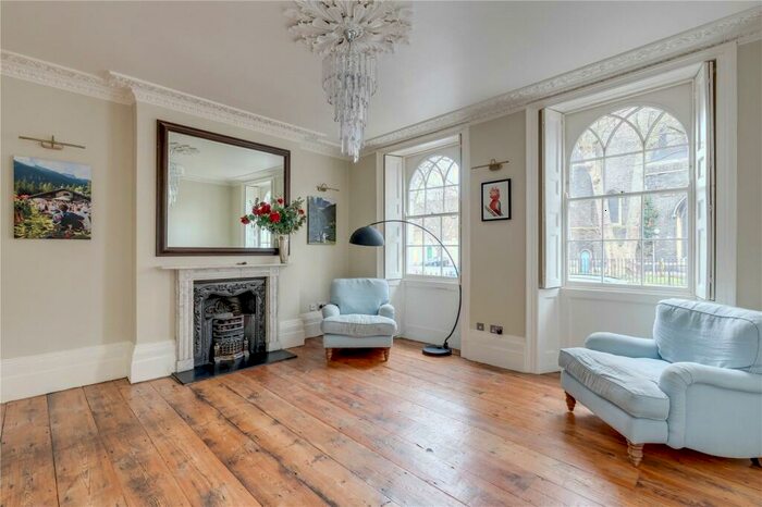 2 Bedroom Apartment To Rent In Cloudesley Square, Angel, N1