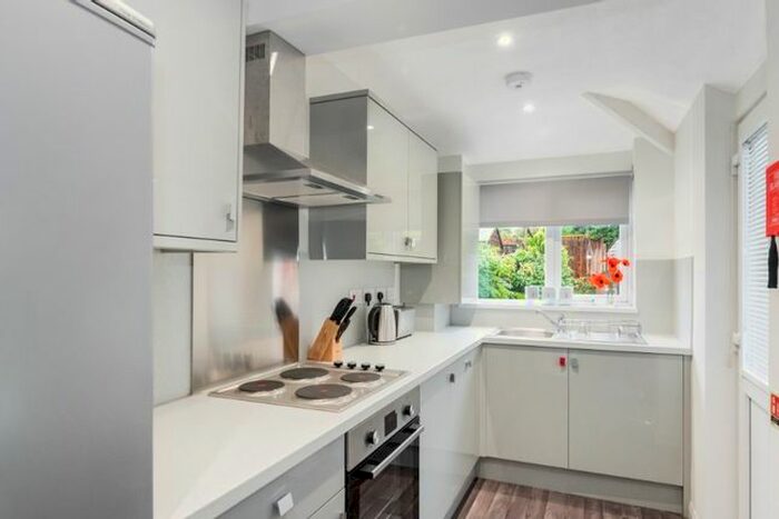 4 Bedroom Terraced House To Rent In Tennal Road, Quinton, Birmingham, B32