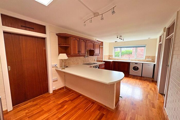 4 Bedroom Detached Bungalow For Sale In Mill Lane, Goostrey, CW4