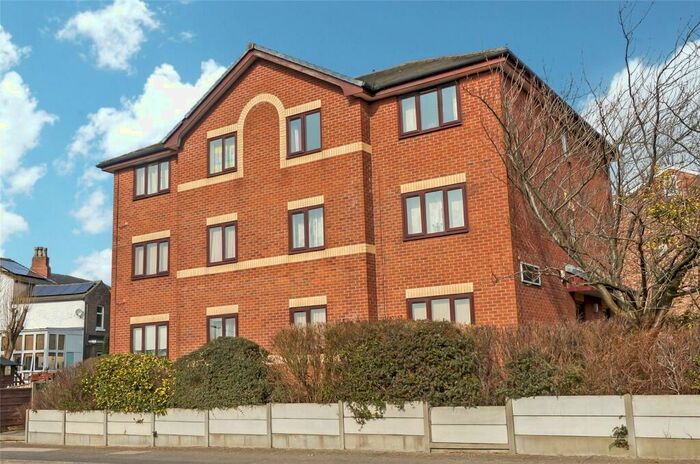 2 Bedroom Flat To Rent In Abbey Grove, Eccles, Manchester, M30