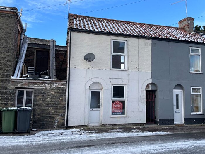 2 Bedroom Terraced House For Sale In Sidegate Road, Great Yarmouth, Norfolk, NR30