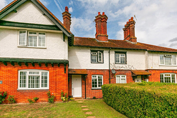 1 Bedroom Terraced House To Rent In Chalk Lane, Shackleford Village, GU8
