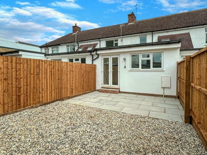 1 Bedroom Maisonette For Sale In Thetford Terrace, Cambridge, CB5