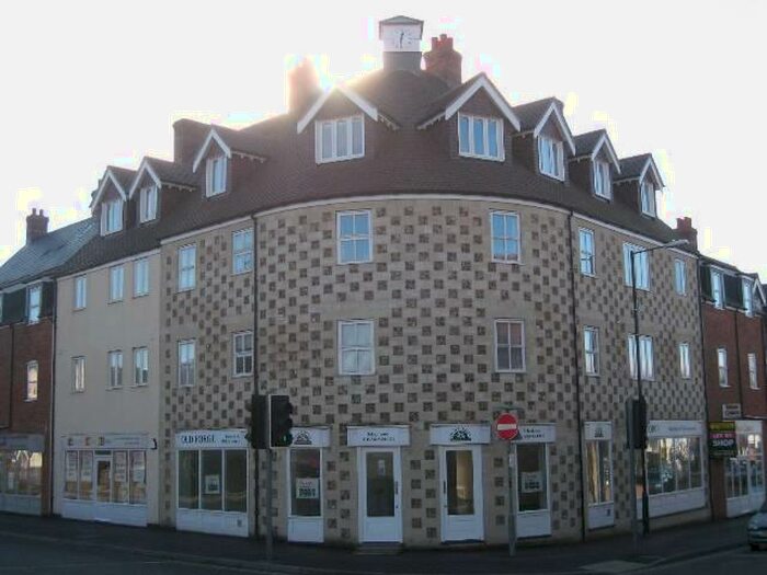 2 Bedroom Flat To Rent In Stonehenge Walk, Amesbury, SP4