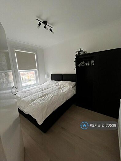 1 Bedroom Flat To Rent In Elmstead Road, Ilford, IG3
