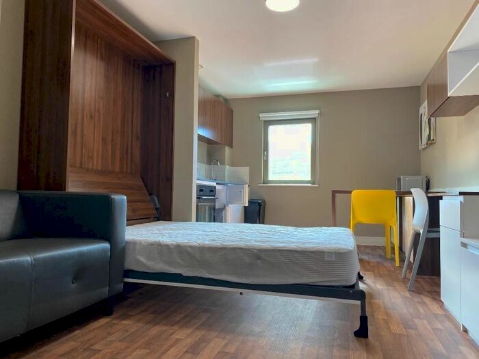 Studio To Rent In Lower Gill Street, Liverpool L3