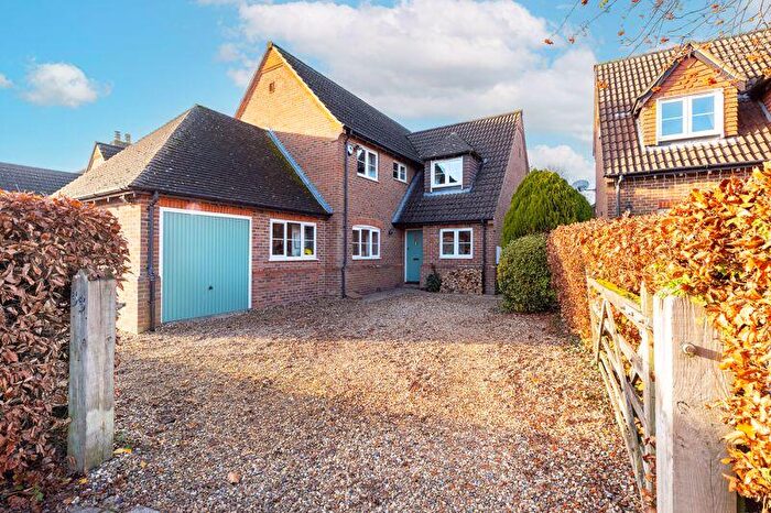 4 Bedroom Detached House For Sale In Pitstone, LU7