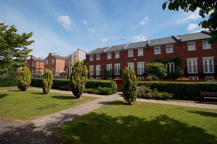 4 Bedroom House To Rent In Central Cheltenham GL50