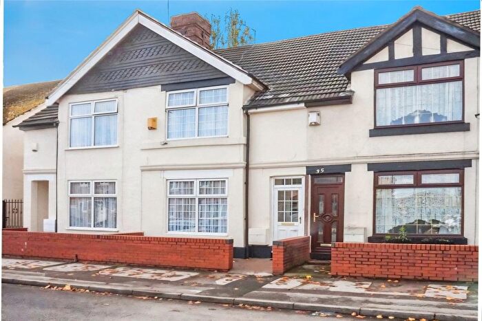 3 Bedroom Terraced House To Rent In St. Annes Road, Willenhall, West Midlands, WV13