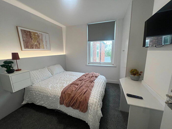 6 Bedroom House Of Multiple Occupation To Rent In Woodland Terrace, Darlington, DL3