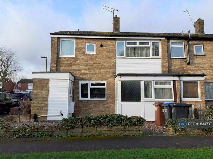4 Bedroom Terraced House To Rent In Kestrel Green, Hatfield, AL10