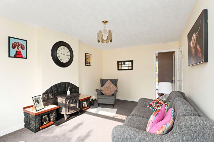 2 Bedroom Semi-detached Bungalow For Sale In Cleikiminfield, Newcraighall, Edinburgh, EH15