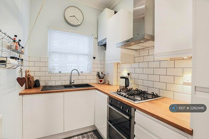 1 Bedroom Flat To Rent In Canadian Avenue, London, SE6