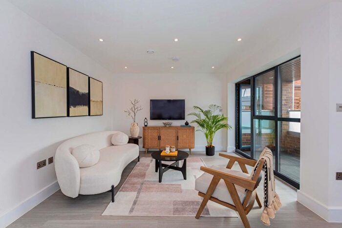 1 Bedroom Flat For Sale In Nord Court, Church Road, Northolt, UB5