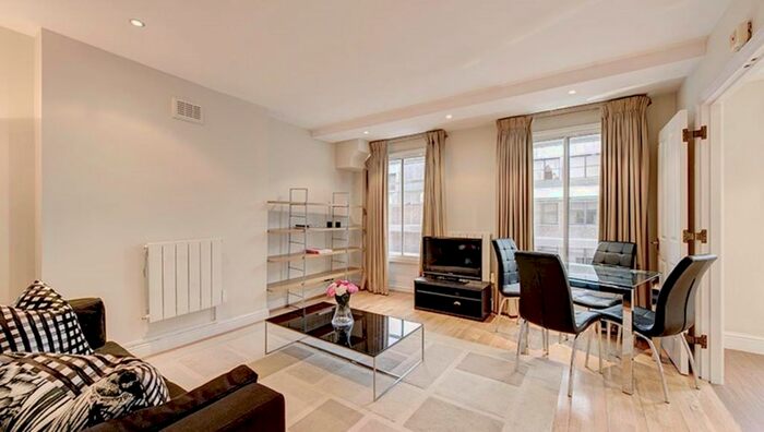 2 Bedroom Flat To Rent In Nottingham Place, Marylebone, W1U