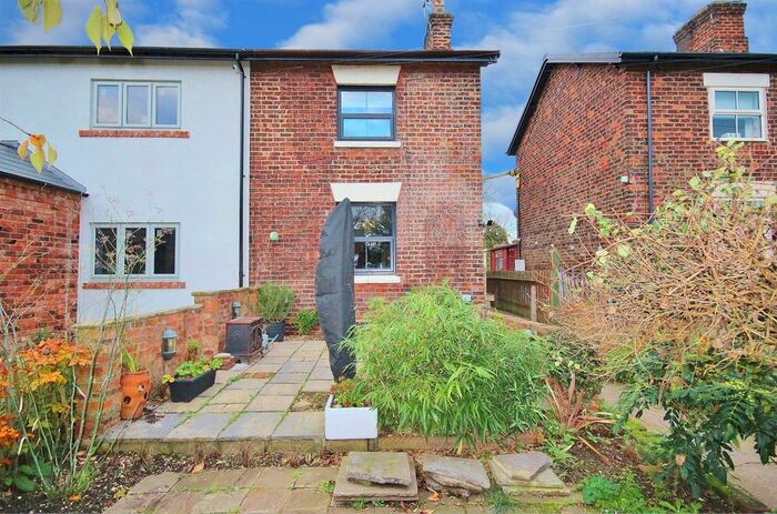 2 Bedroom Semi-Detached House For Sale In Station Cottages, Temple Hirst, Selby, YO8