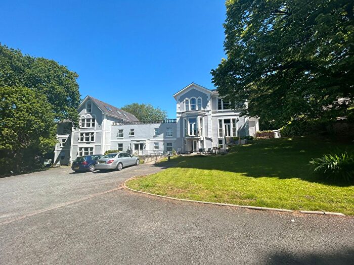 3 Bedroom Flat To Rent In Lower Erith Road, Torquay, TQ1