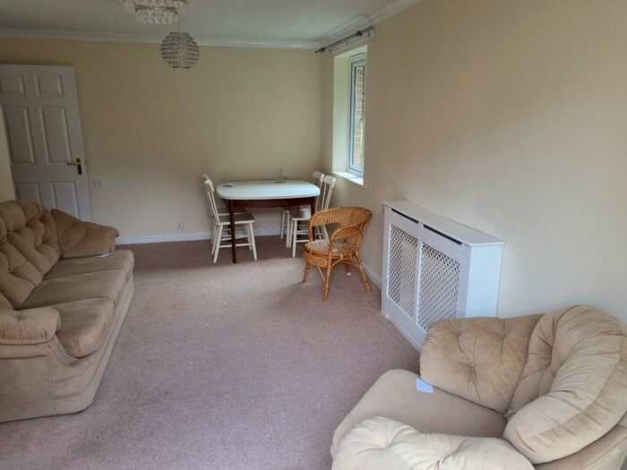 1 Bedroom Flat To Rent In Pinfold Court, Sunderland SR6