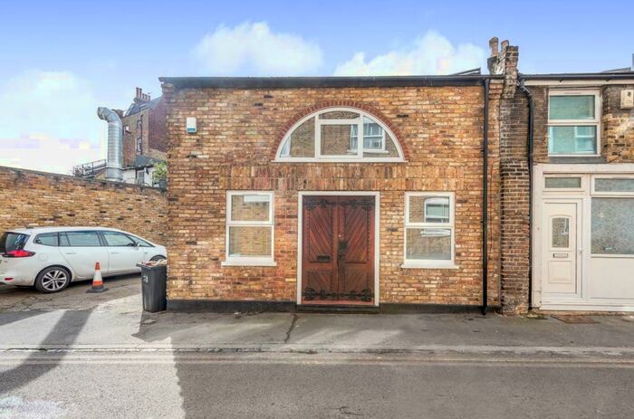 2 Bedroom Terraced House To Rent In Lansdowne Place, Crystal Palace, London, SE19