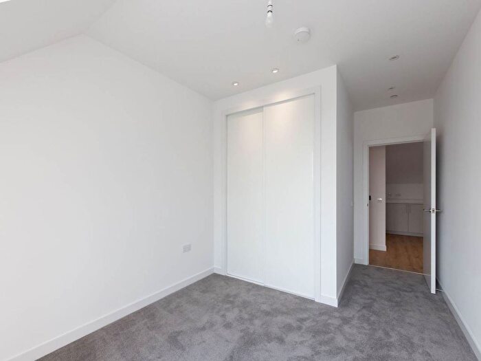 3 Bedroom Flat To Rent In Temple Park Crescent, Polwarth, Edinburgh, EH11