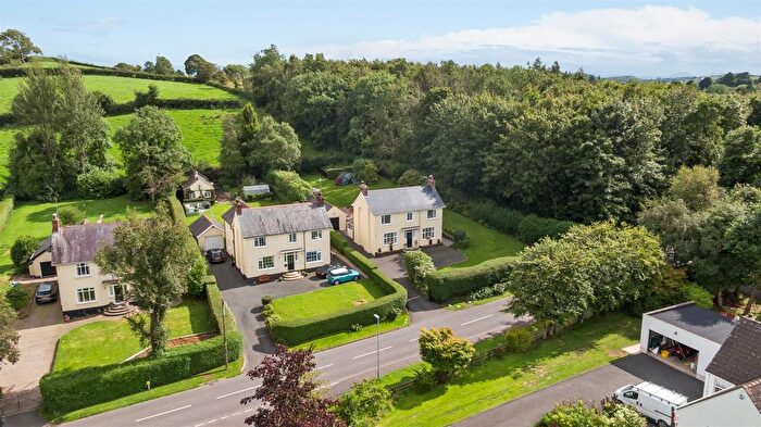 4 Bedroom Detached House For Sale In Ballymaglave Road, Ballynahinch, BT24