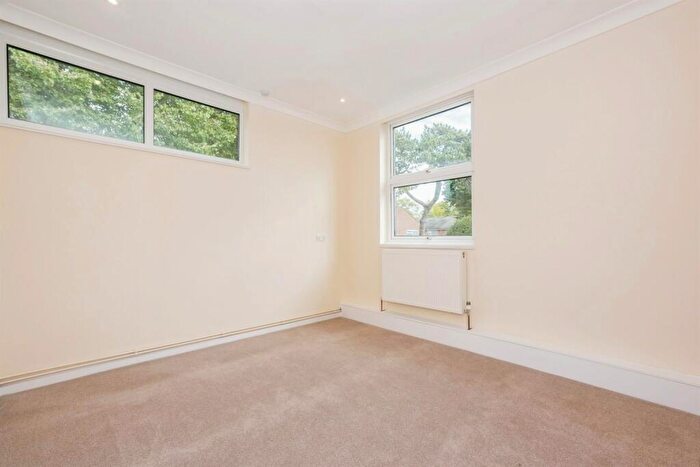 1 Bedroom Retirement Property To Rent In Southdowns Retirement Village, South Darenth, DA4