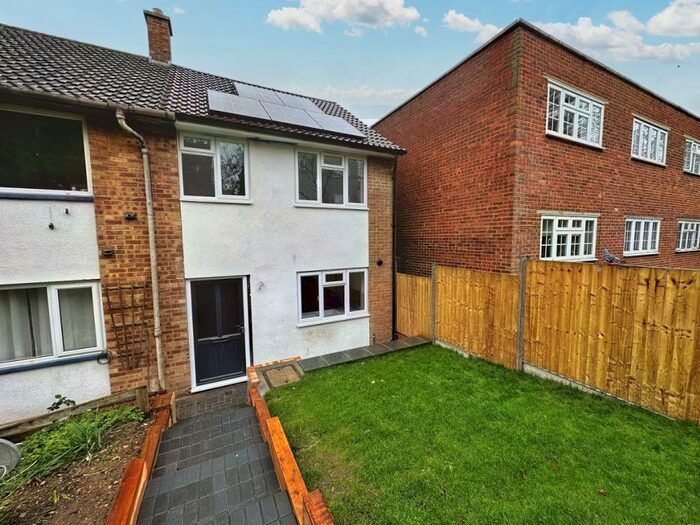 Houses for sale in Admaston Road, SE18, Greater London