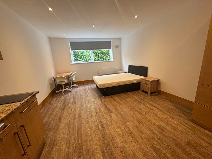 1 Bedroom Flat To Rent In Patton Studios, London, NW9