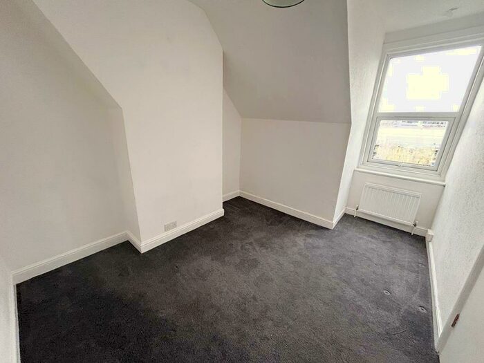 2 Bedroom Flat To Rent In Burrell Road, Ipswich, IP2